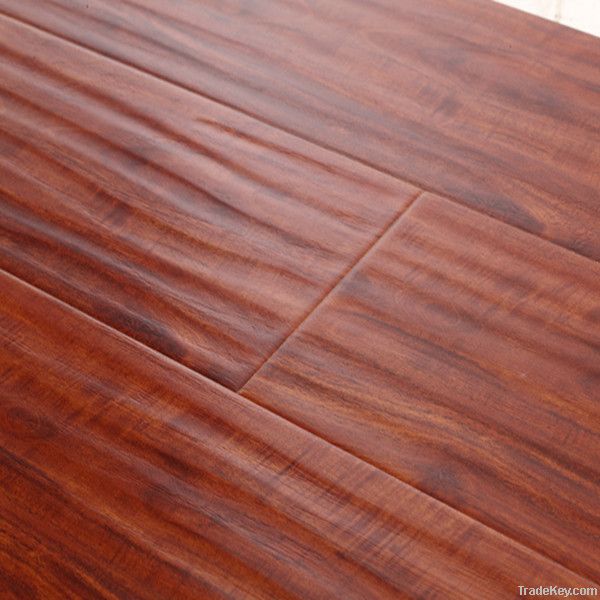 wood flooring /laminate flooring