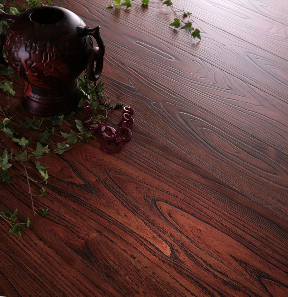 wood flooring /laminate flooring