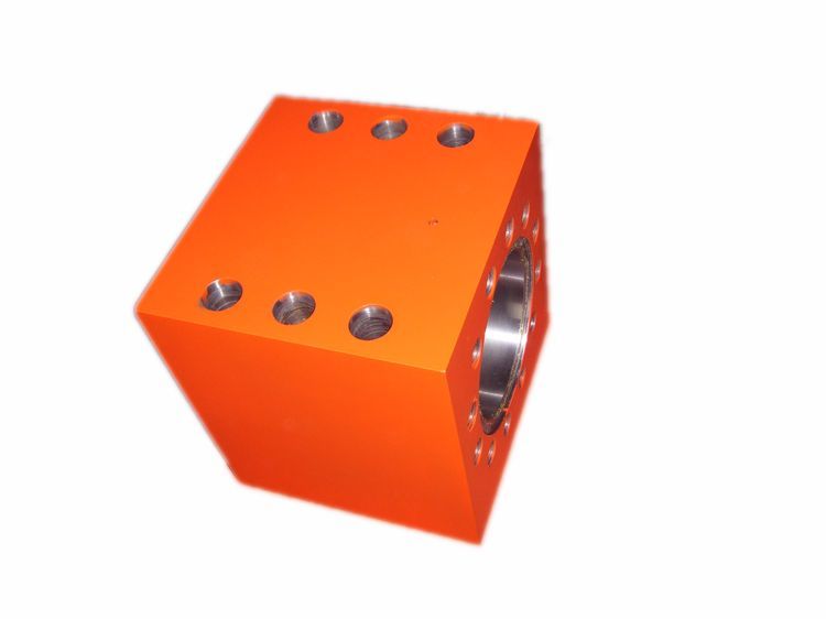 mud pump fluid end module