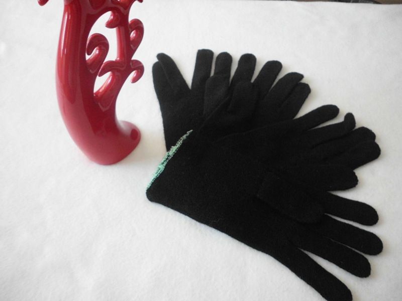 IMAGlove 70% Wool 30% Nylon Knitted glove lining