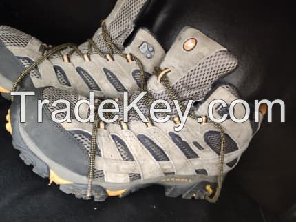Grade A' Second hand Hiking boots, Steel Toe Safety boots, Winter Boots, Safety Shoe Boots, Combat Boots, Mixed Shoe Bales