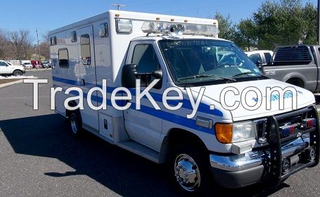 2005 AEV Type III E-350 Ambulance ( Left Hand and Right Hand )