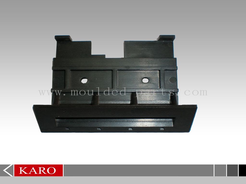 2014 China molded plastic parts manufacturing