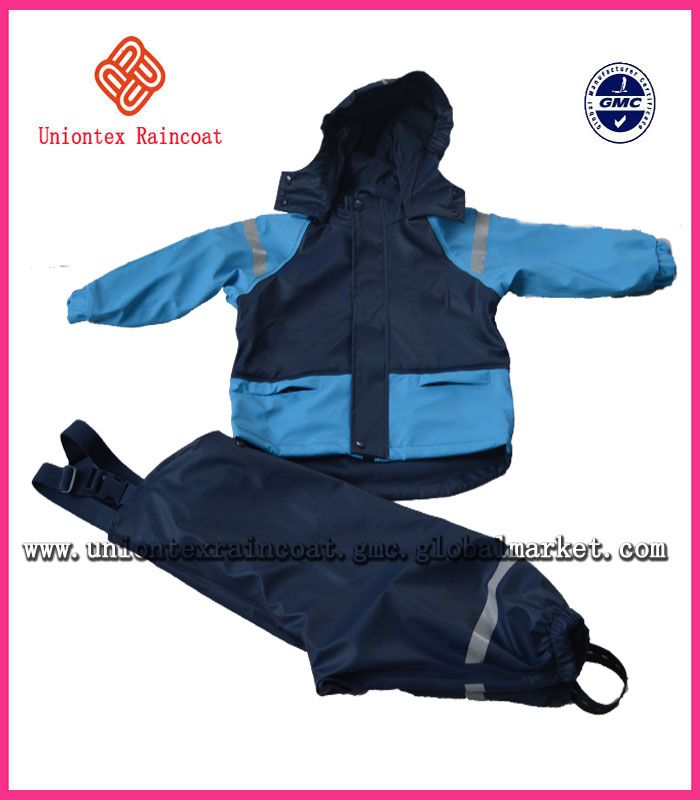 Newest Children's PU Waterproof Raincoat / rainset