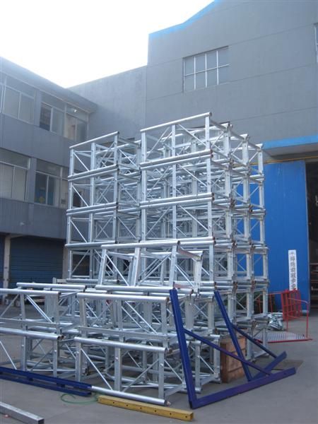 New buidling lift for person and material 