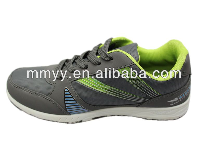 The comfort and convenience of the new model men's casual shoes