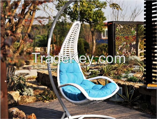 Outdoor patio wicker chaise lounge chairs furniture