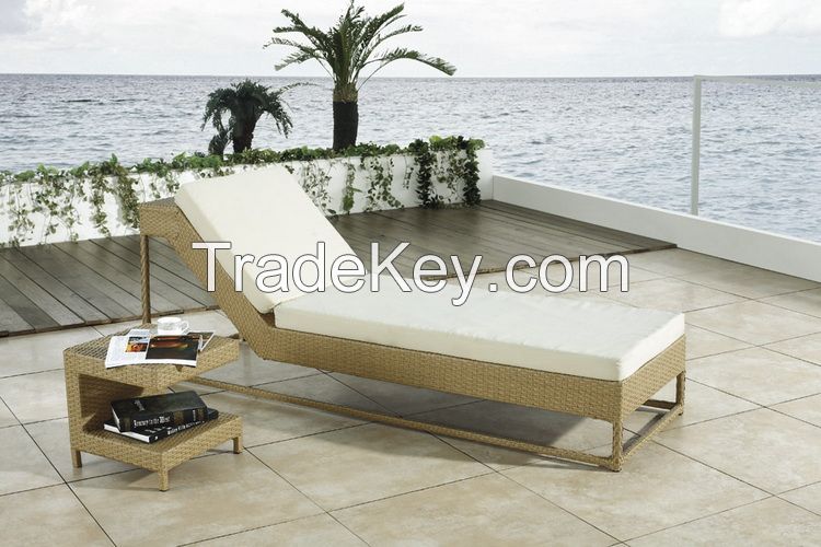 Outdoor rattan material chaise lounge chairs furniture