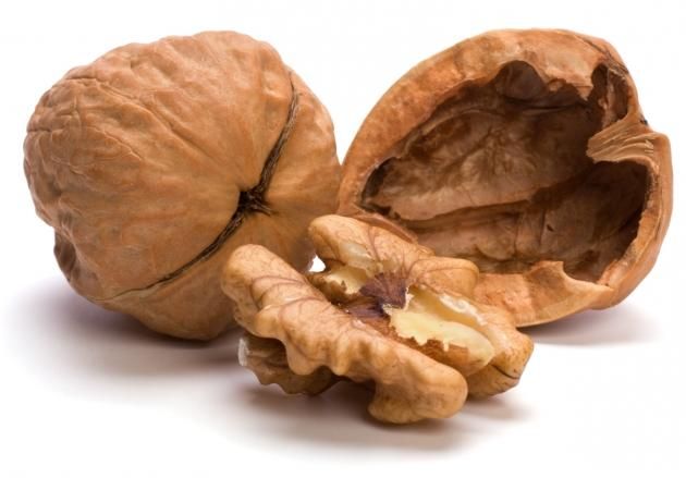 Walnuts (with and without shell)