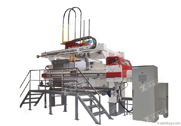 Fully automatic membrane filter press with over head water cleaning sy