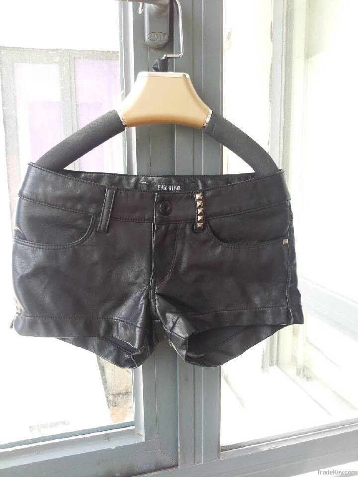 PU SHORTS FOR LADY