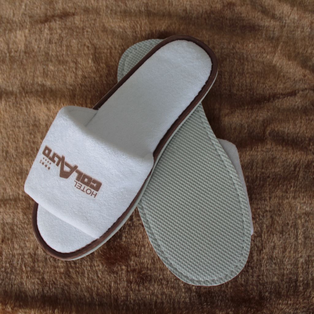 wholesale disposable printing logo open toe slippers 