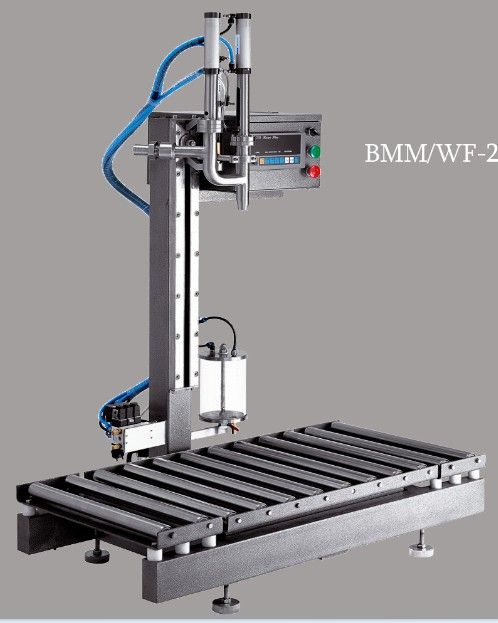 Filling machine for Lubricating oil
