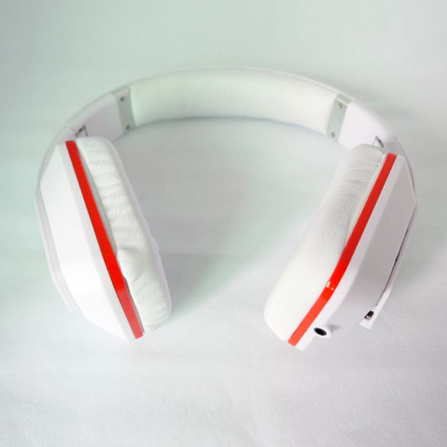 2013 Most popular best price Hot selling  foldable stereo bluetooth headphones with CE/RoHs /FCC 