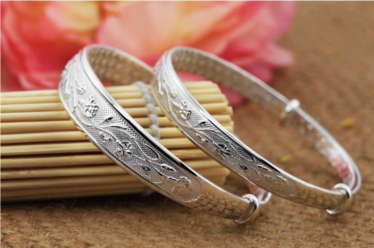 Silver Bangle with Carnation Design 