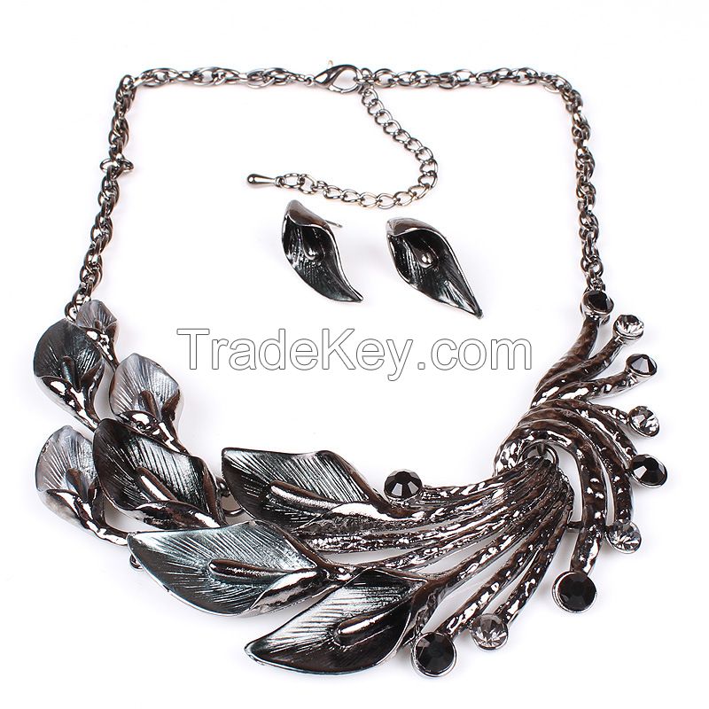 Vintage  necklace leaves short chain sweater  MD-1413