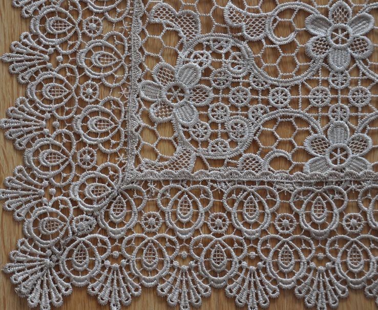 Woven Lace Table Cloth (V)