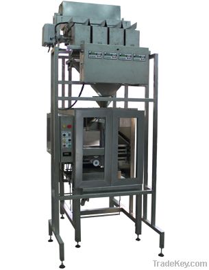 Vertical packaging machine AM009 with a four head linear weigher