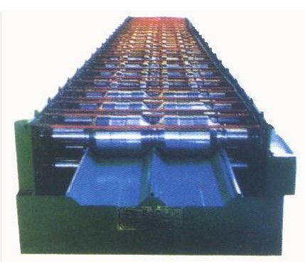 color steel glazed tile forming machine