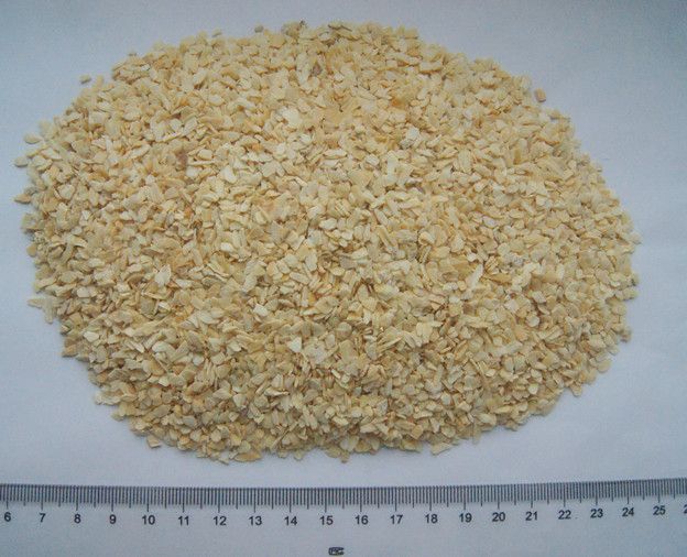 Dehydrated garlic granule