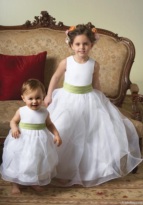 Lovely Sleeveless Scoop Organza Cheap Flower Girl Dress