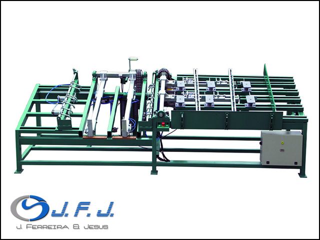 Wood pallet nailing line (semiautomatic)