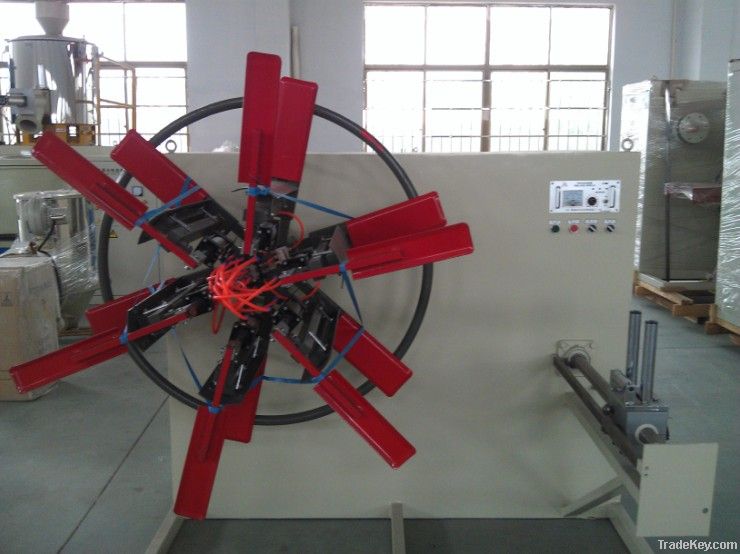 Plastic pipe winding machine