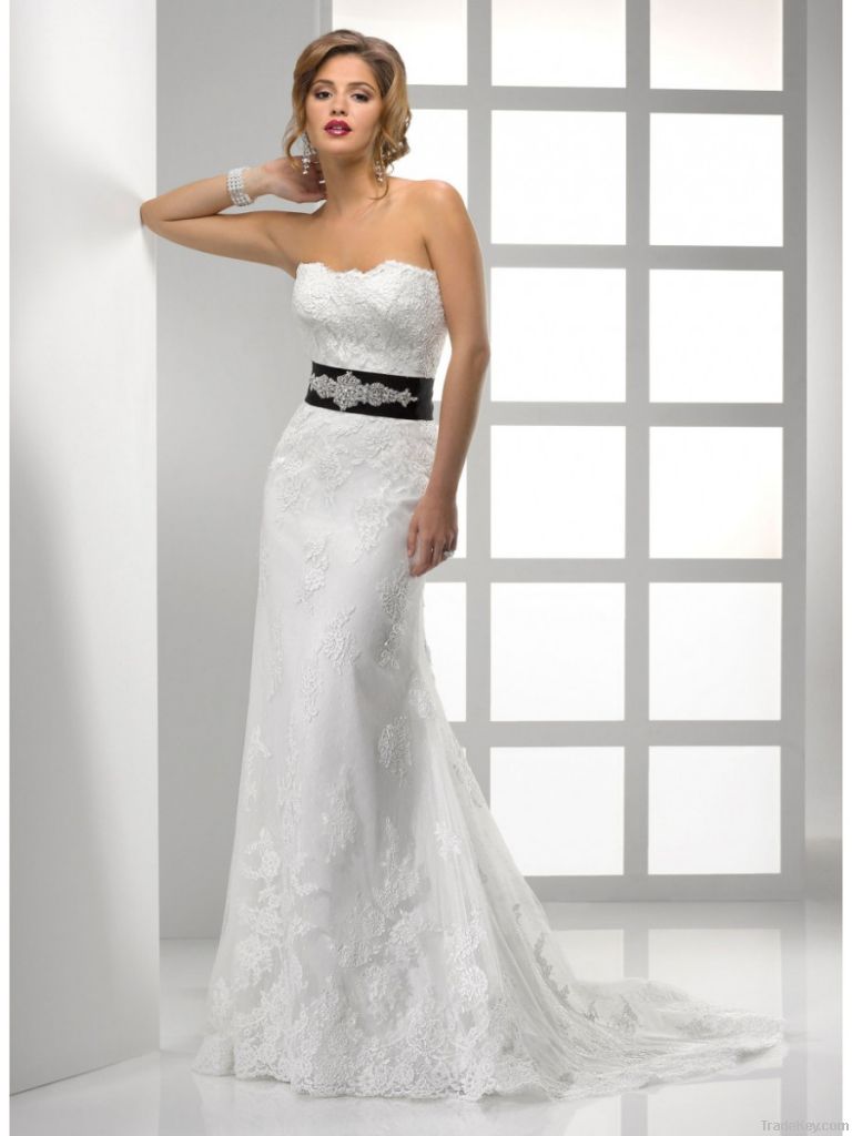 2013 Beautiful Elegant Applique Lace Modest Wedding Dresses With Wrap
