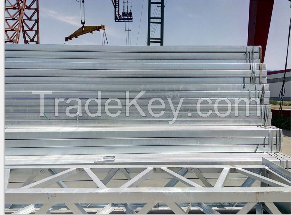 Hot Dipped Galvanized Steel Pipes and Structures