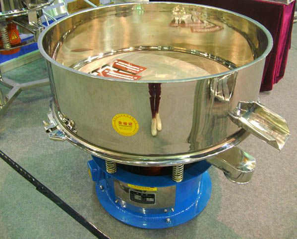 Vibrating sifter for ceramic slurry