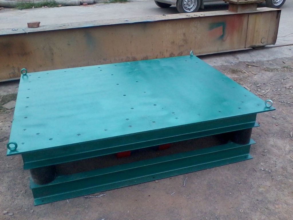 Vibrating table for Concrete