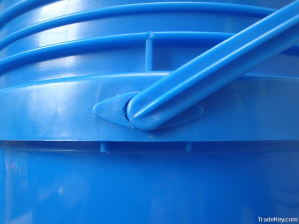 20L plastic bucket for paint with air hole