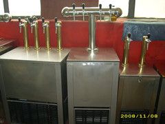 Beer dispenser