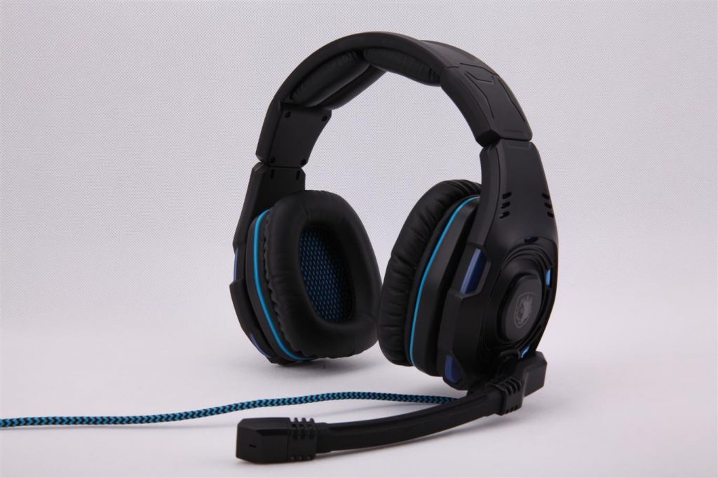 Glittering Gaming Headset SA-907 with 7.1 simulated sound