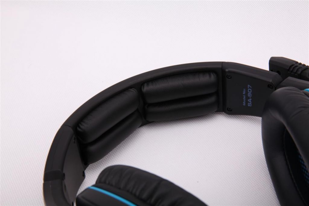 Glittering Gaming Headset SA-907 with 7.1 simulated sound