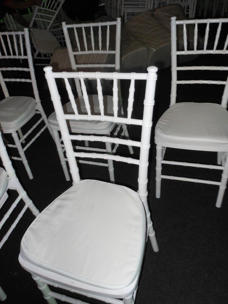 chiavari chair