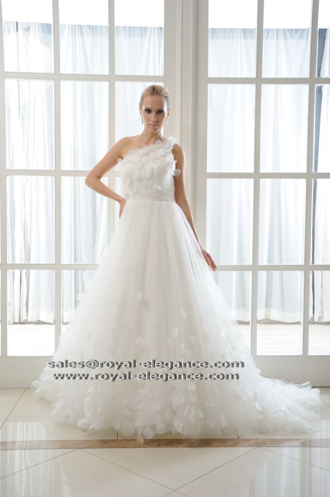 One Shoulder Applique Bridal Dress RE13011