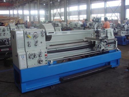 precision lathe JPLY560 with 80mm spindle bore and 560mm max. swing