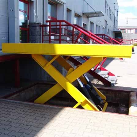 Lift table (Capacity 1500kg)