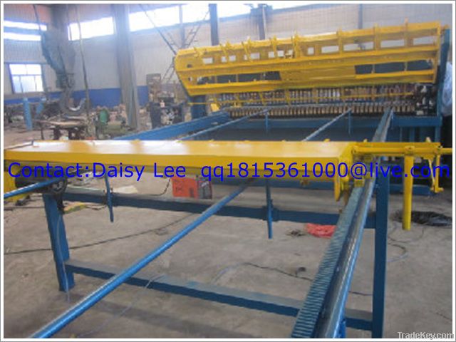 welded wire mesh fence machine