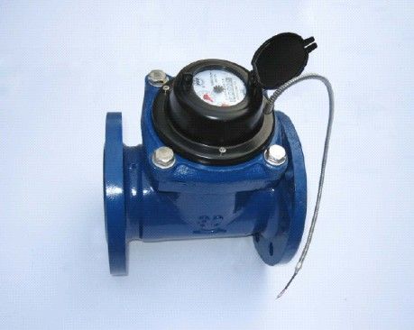 Removable woltman water meter