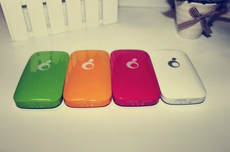 4200 mAh portable mobile power  bank