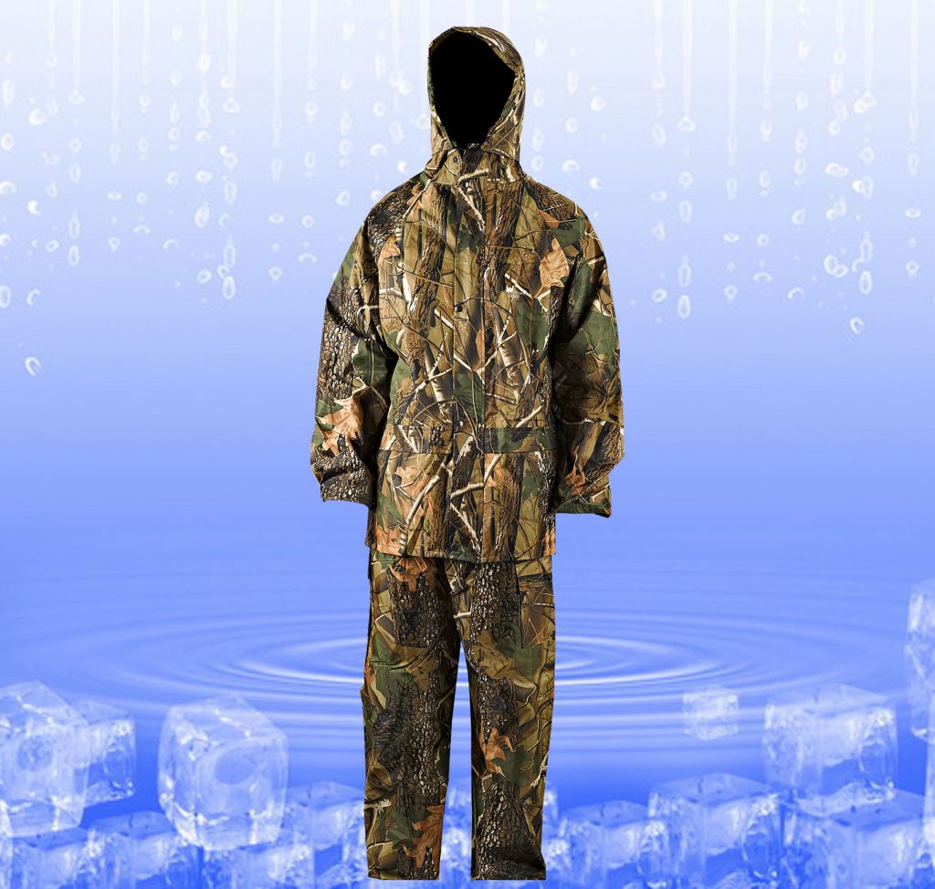 Camouflage Nylon/PVC rain suit
