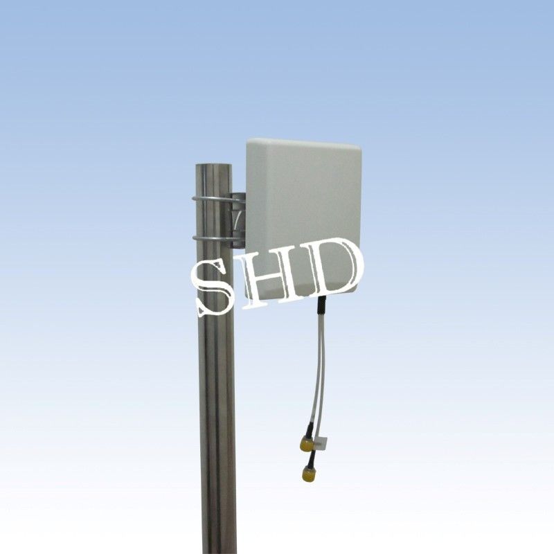 806~960/1710~2700Mhz LTE Dual-pol Wall-mounted Antenna 8db
