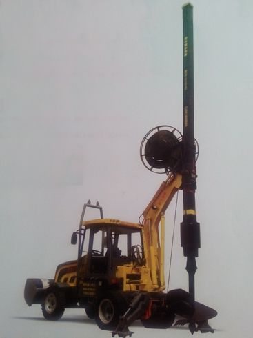 Wheeled serie rotary drilling rig R15