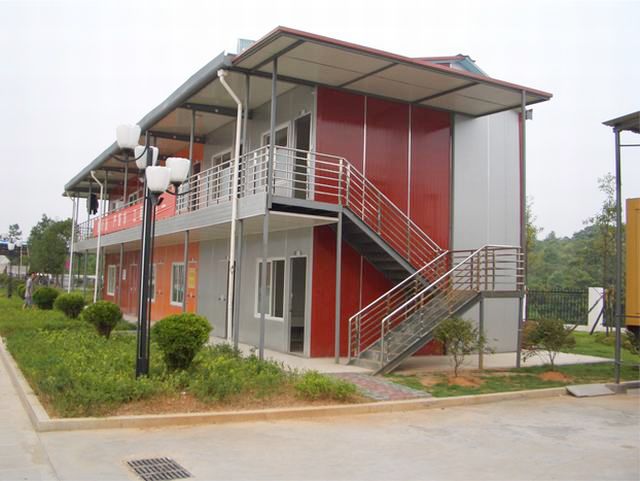 Flexible Size, Low Cost Prefabricated House