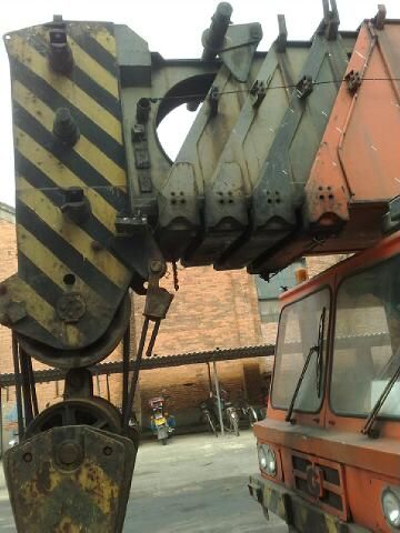 Supply Used Grove Crane TM1400