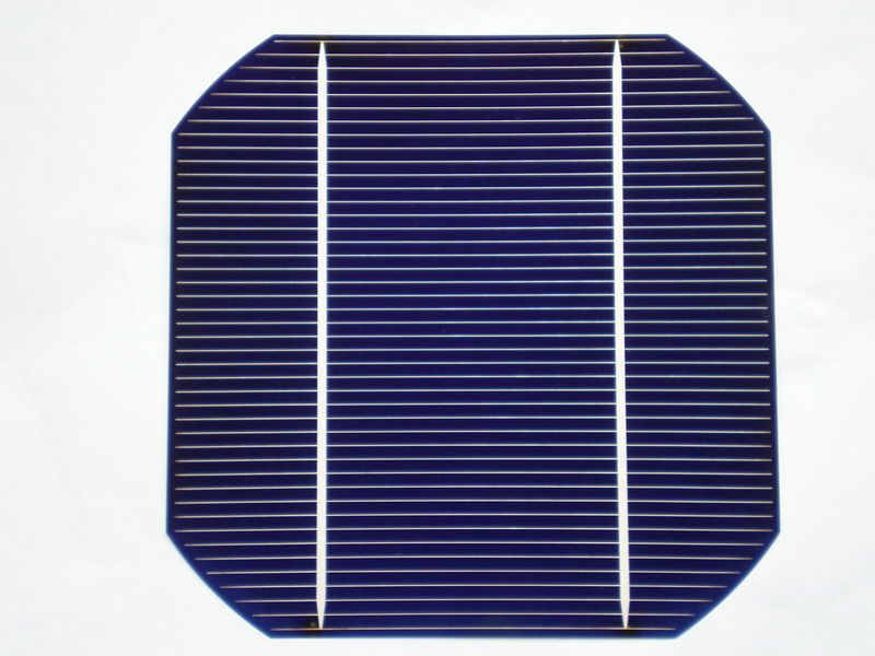 125mm monocrystalline solar cells, 2BB, high efficiency