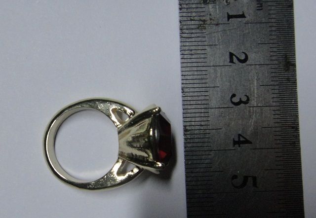 Ring with big glass stone