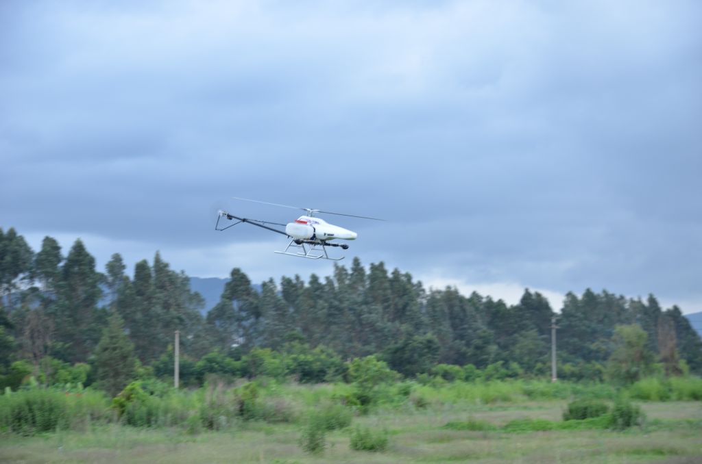 Aerial aircraft Aerial camera BMCC Spraying aircraft Spraying of UAV PetitCopter